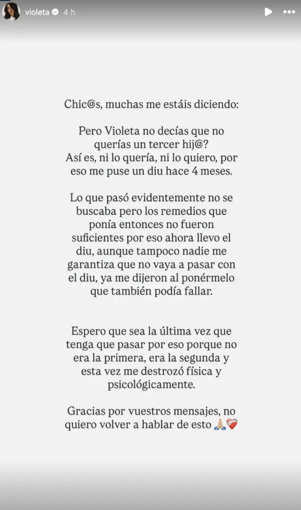Violeta Mangriñán confiesa uno de sus peores momentos de 2025: "Ahora mismo estaría a dos semanas de parir mi tercer hijo" Violeta Mangriñan en stories de Instagram | Fuente: @violeta