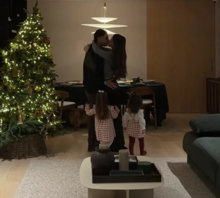 Violeta Mangriñán confiesa uno de sus peores momentos de 2025: «Ahora mismo estaría a dos semanas de parir mi tercer hijo»