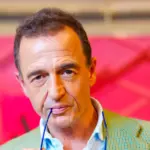 Alessandro Lequio con el rostro. (Foto: Instagram)