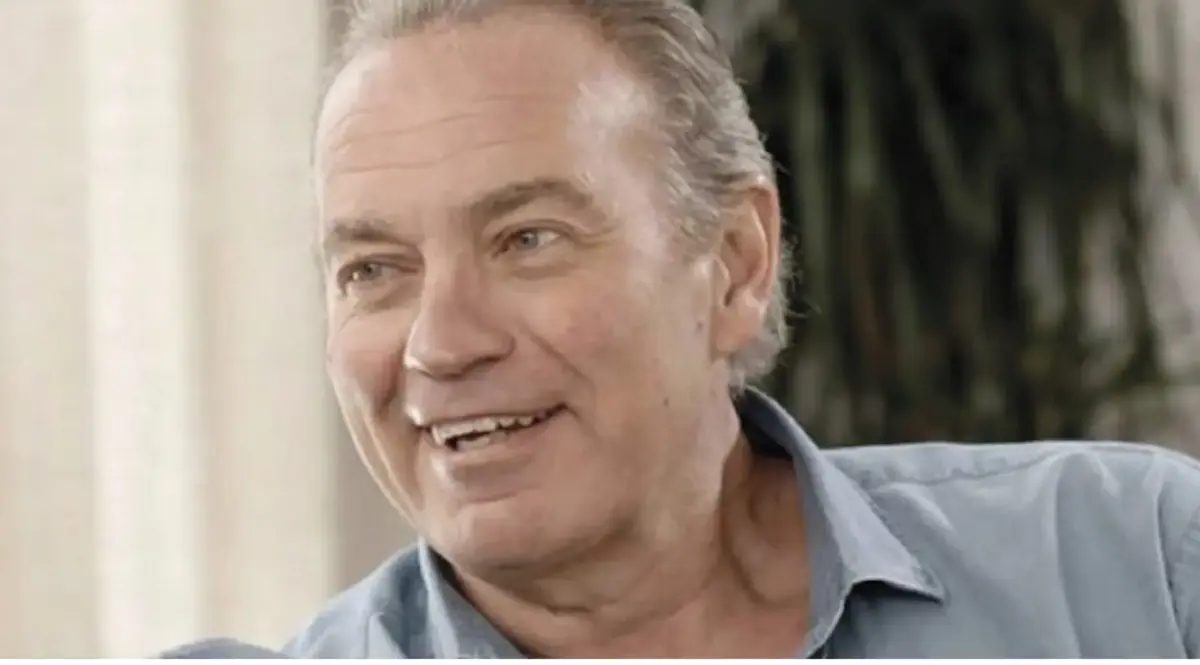 El problema económico de Bertín Osborne que impacta a España: "Necesita dinero" Bertín Osborne en su programa. (Foto: YouTube)