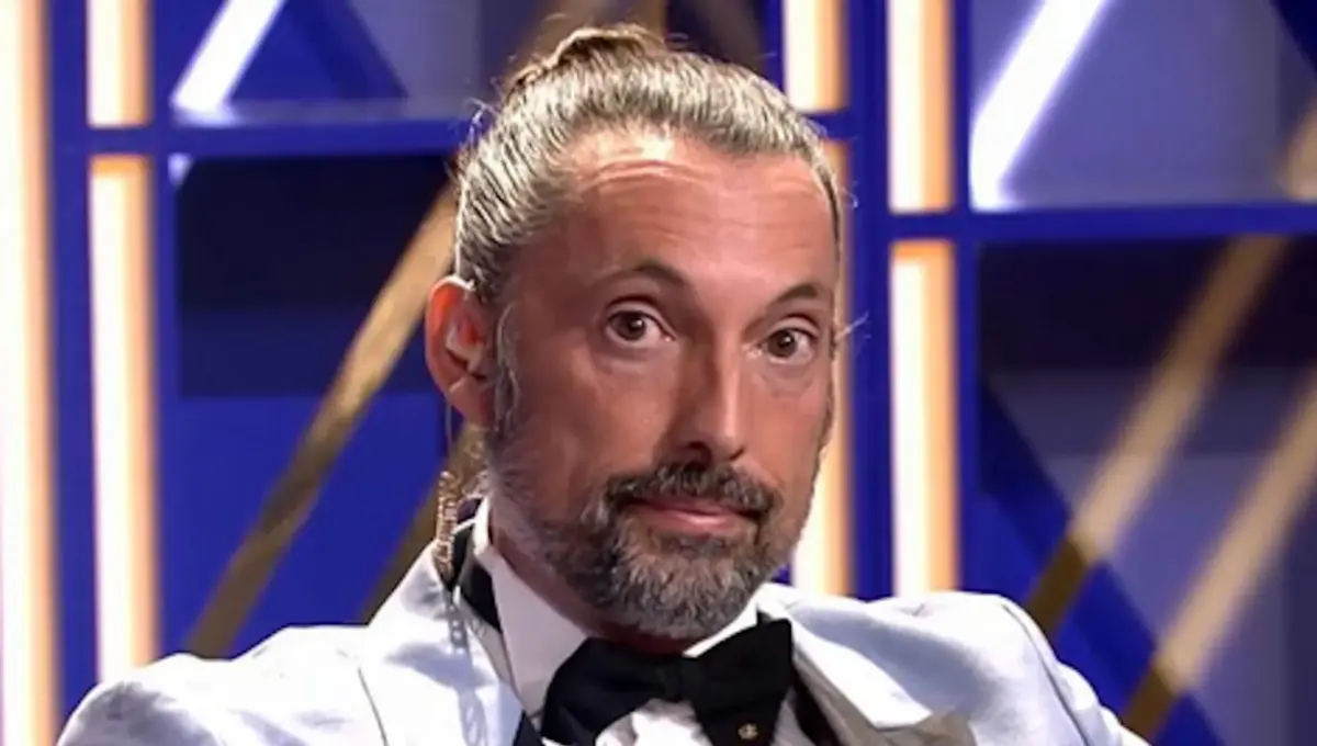 José Antonio León denuncia la trama que hay detrás de Rocío Carrasco José Antonio León en su programa. (Foto: YouTube)