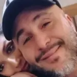 Kiko Rivera con su novia Lola. (Foto: Instagram)