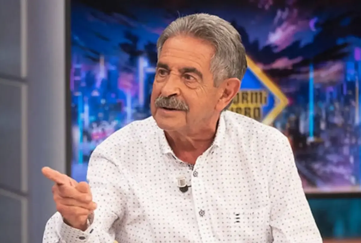 Miguel Ángel Revilla desvela lo que nadie sabe sobre Juan Carlos I: "Se ha aflojado" Miguel Ángel Revilla en 'El Hormiguero'. (Foto: YouTube)