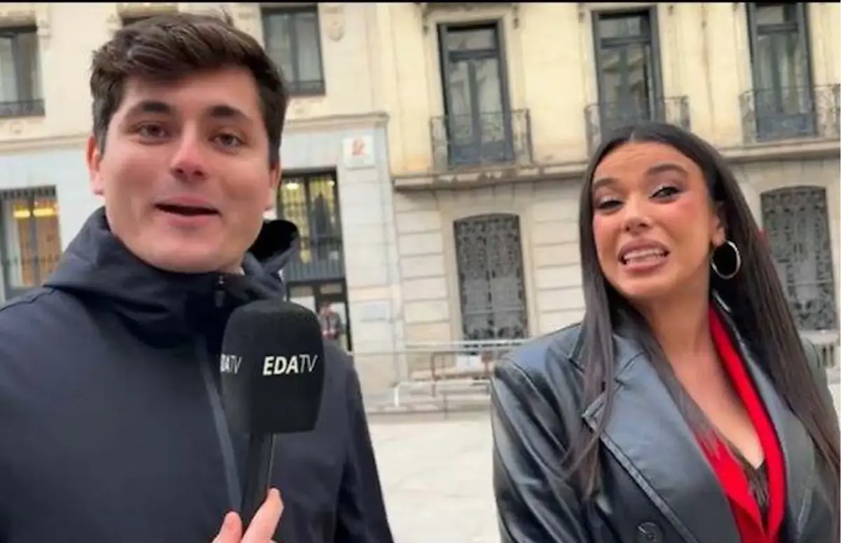 Marlaska toma una decisión con Sarah Santaolalla que generará mucha polémica Vito Quiles y Sarah Santaolalla. (Foto: YouTube)