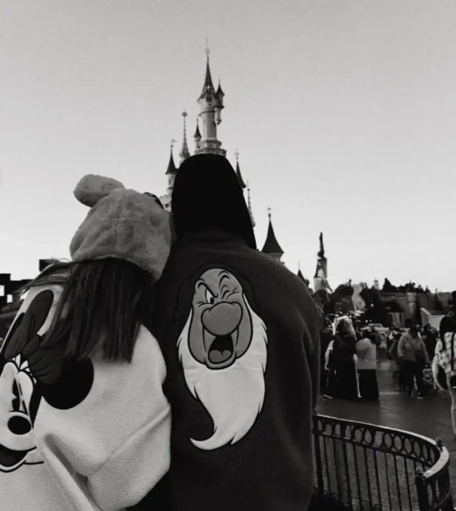 El detalle que Sheila Casas y Melyssa Pinto comparten más allá de la familia: te contamos los detalles Mario Casas y Melyssa Pinto en su primera foto juntos | Fuente: @mario_houses