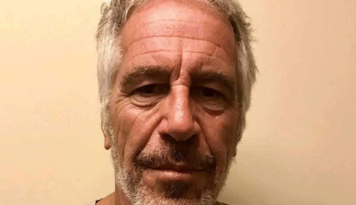 El príncipe Guillermo y Kate Middleton cuentan toda la verdad sobre Jeffrey Epstein Ficha policial de Jeffrey Epstein. (Foto: Instagram)