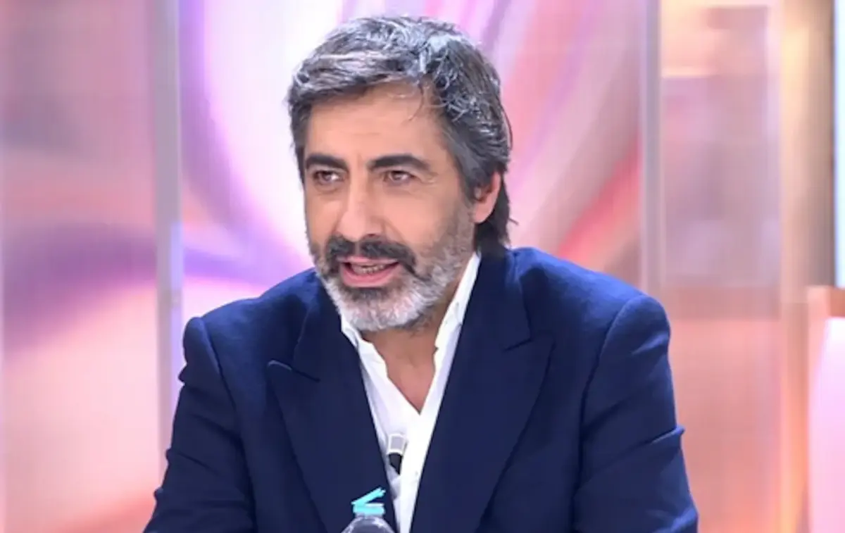 Juan del Val anuncia una triste noticia que dejará en shock a Nuria Roca Juan del Val en su programa. (Foto: YouTube)