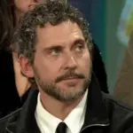 Paco León sonriendo. (Foto: Instagram)