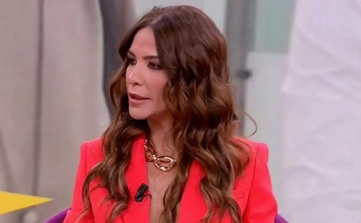 Tamara Gorro rompe su silencio y destapa la verdad sobre Cayetano Rivera Tamara Gorro en su programa. (Foto: YouTube)