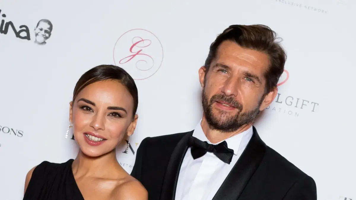 Chenoa lo vuelve a intentar: se reconcilia con su ex marido Miguel Encinas Chenoa junto a Miguel Encinas - Fuente: Agencia Gtres