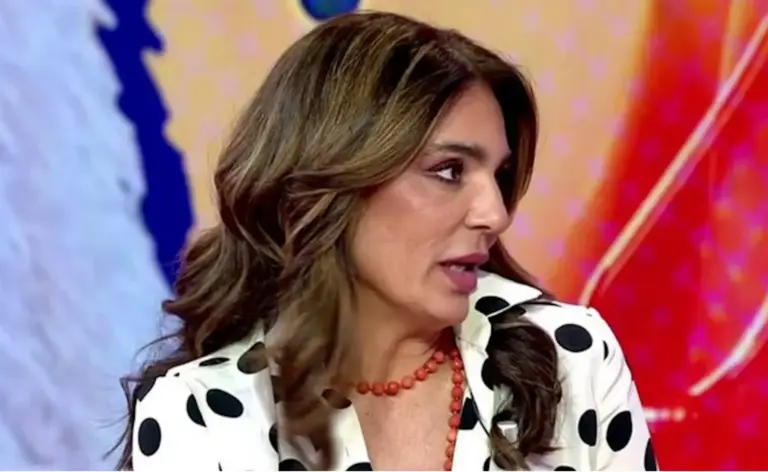 Raquel Bollo conecta con Telecinco y explota en directo: «Me duele, porque lo he parido yo»