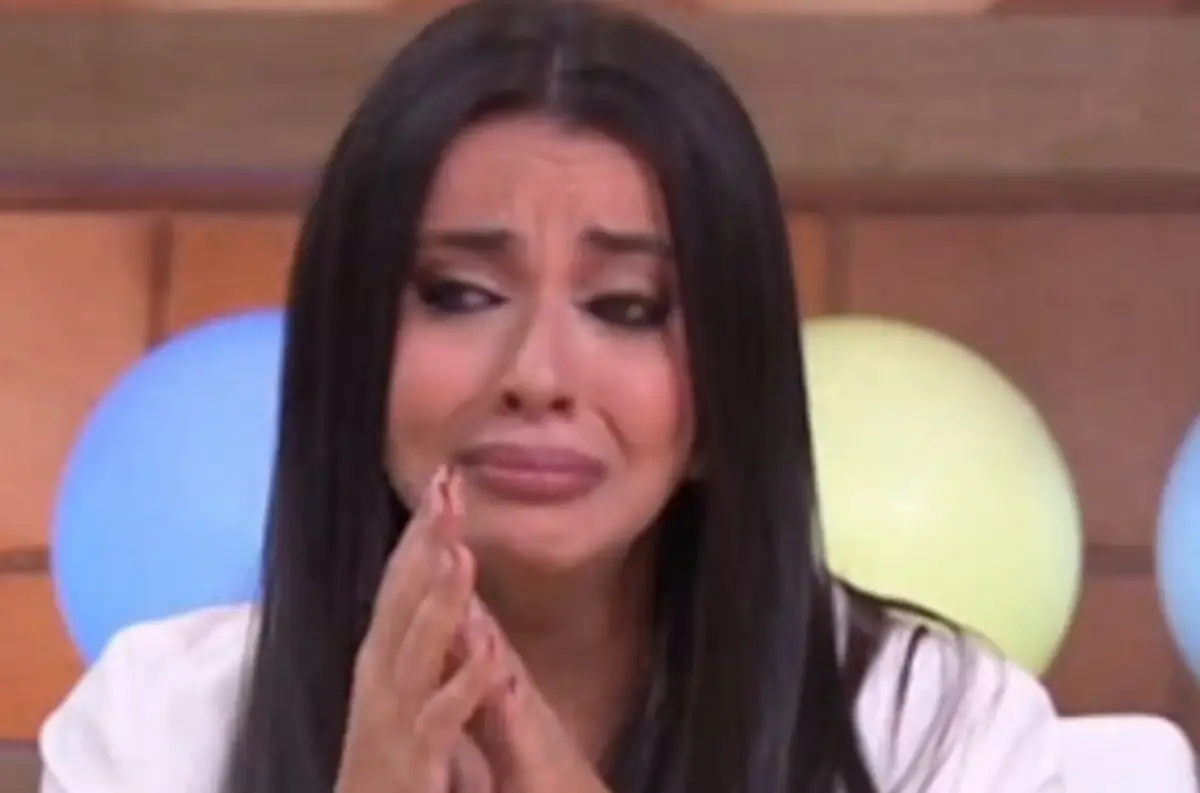 Sarah Santaolalla toma una decisión urgente tras su problema con Antonio Naranjo Sarah Santaolalla llorando en TVE. (Foto: YouTube)