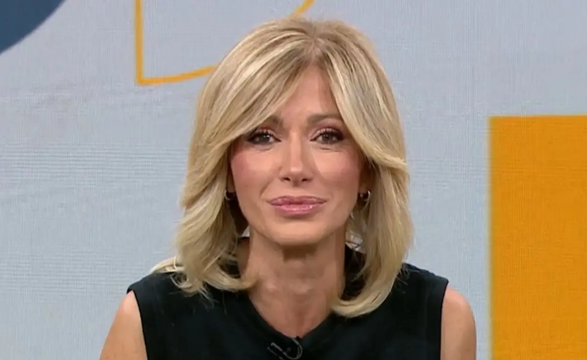Máxima preocupación en España: han matado al perro de Susanna Griso Susanna Griso en su programa. (Foto: YouTube)