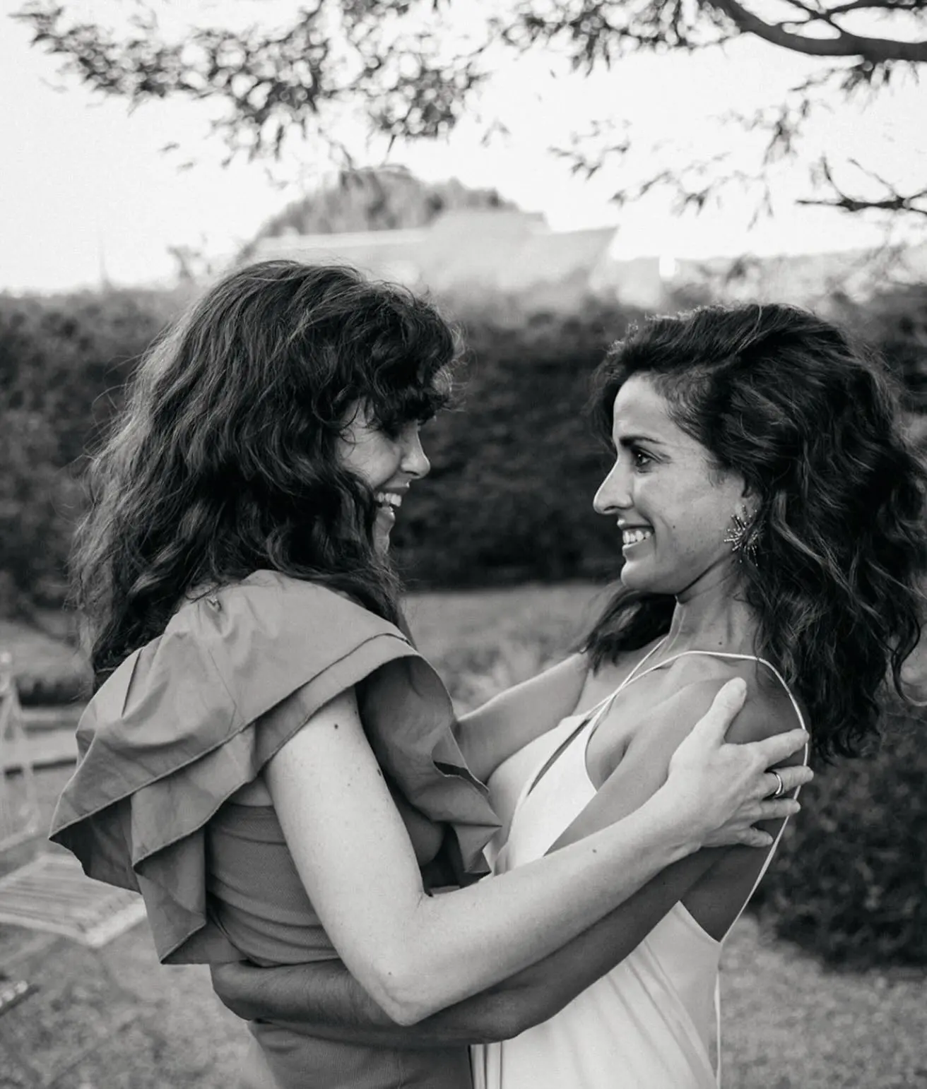 Inma Cuesta junto a su mujer en una imagen de Instagram - Fuente: @inmakum