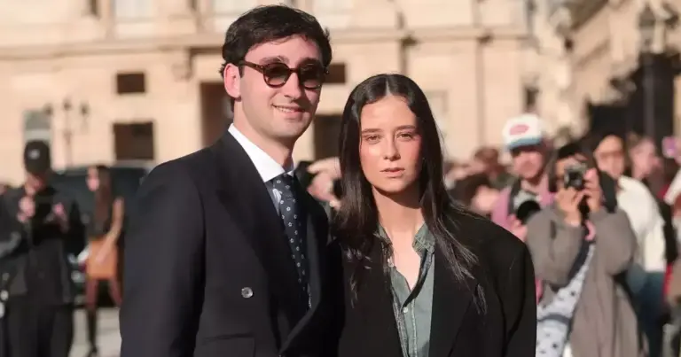 Victoria Federica presenta públicamente a su pareja en la Semana de la Moda de París