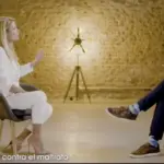 Makoke durante su entrevista en 'De Viernes' junto a Santi Acosta - Fuente: Telecinco