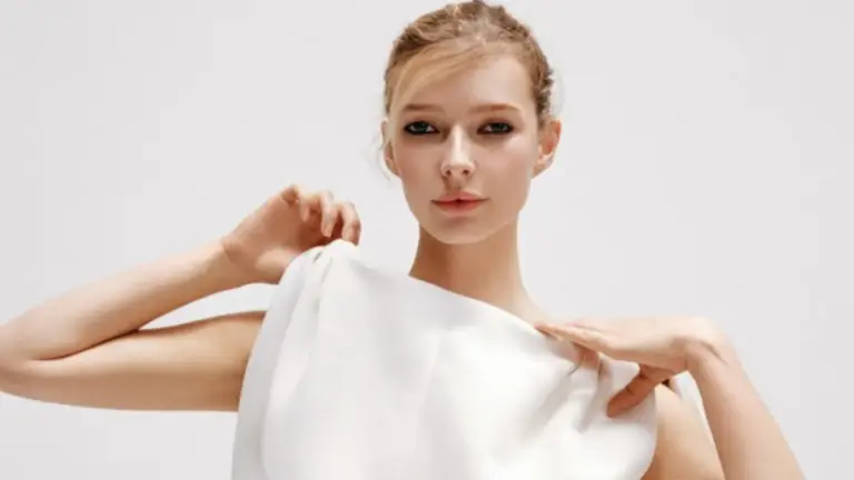 Apple Martin, la hija de Gwyneth Paltrow y Chris Martin, debuta en el cine de la mano de Nancy Meyers