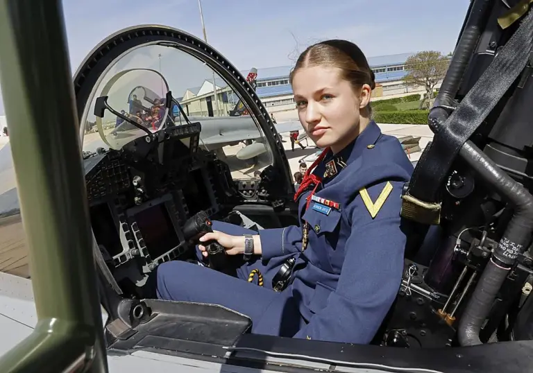 El detalle del uniforme de Leonor que ha liado el ‘gran pollo’ en su adiós militar