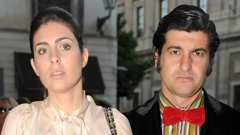 Morante de la Puebla y Elisabeth Garrido: el libro que destapa el divorcio tras 16 años de matrimonio