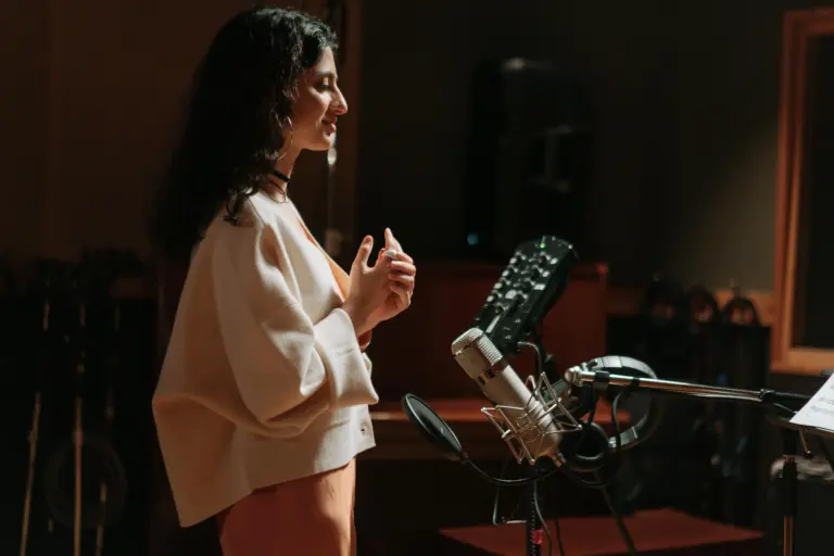 Zeus Montiel lanza la nueva versión de ‘Atrévete otra vez’ con Mariana Ochoa