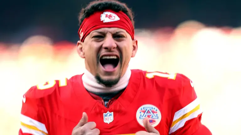 Patrick Mahomes firma el contrato más grande en la historia de la NFL: 504 millones de dólares