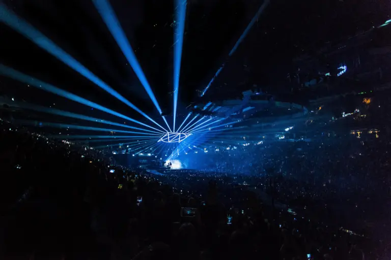 Martin Garrix estrena en Nueva York ‘Bizarre’, el tema inédito de Madonna que ya es himno