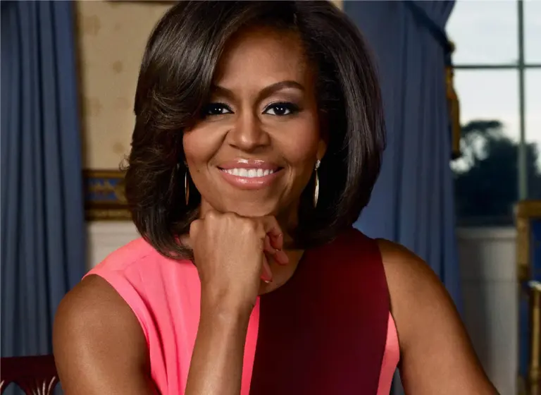 Michelle Obama deslumbra en el Essence Fest con el vestido de Proenza Schouler firmado por Rachel Scott
