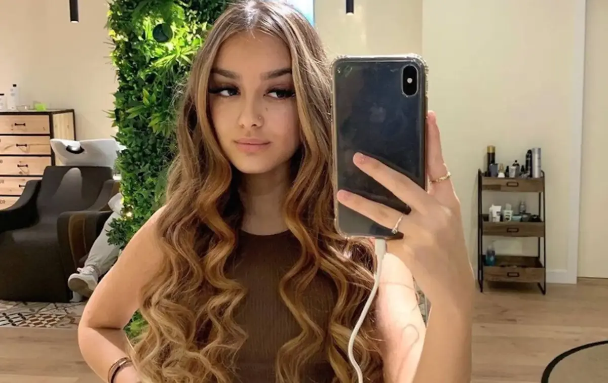 Kiko Hernández brota contra Julia Janeiro y da una noticia que deja a todo el mundo sin aliento Julia Janeiro posando. (Foto: Instagram)