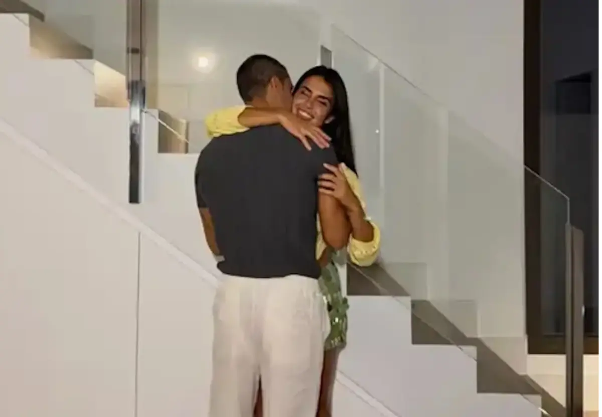 Sale a la luz cómo es la casa donde están viviendo Kiko Jiménez y Sofía Suescun y todo el mundo se queda en shock Kiko Jiménez y Sofía Suesucn en su nueva casa. (Foto: Instagram)